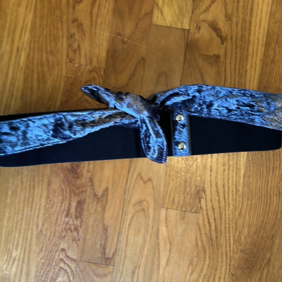 Velvet high waist belt - Picture 2 of 5